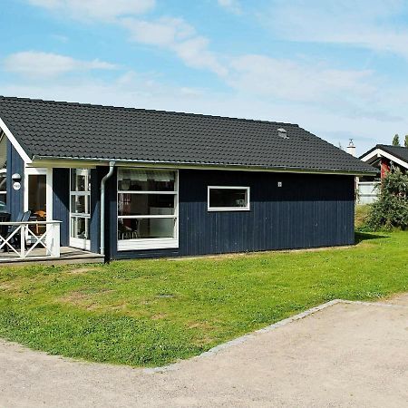 5 star holiday home in Gro enbrode Großenbrode Habitación foto